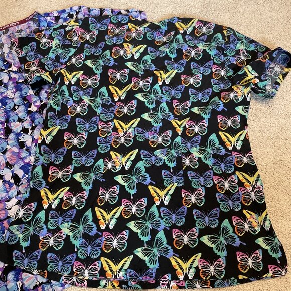 2 Divine Stretch Scrub Top Size M Multicolor Butterflies Pockets Medical Dental - Picture 6 of 12